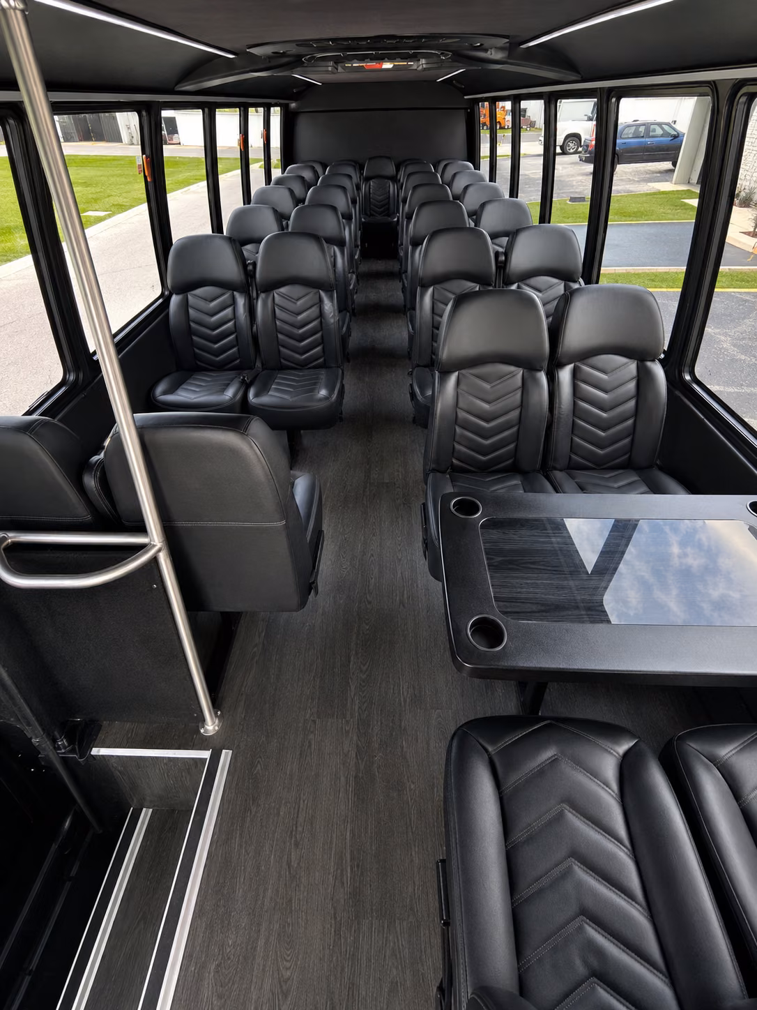 charter buses for large wedding groups traveling to lawton venues