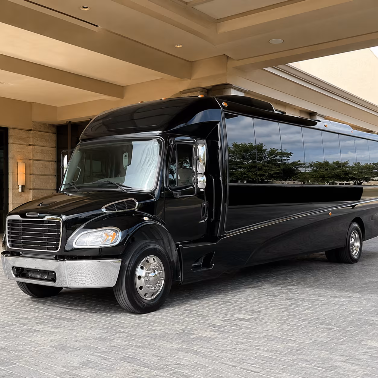 concert bus rentals for groups heading to tulsa amphitheater events